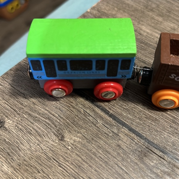 Wooden Train Set. No TRACK - Picture 5 of 5